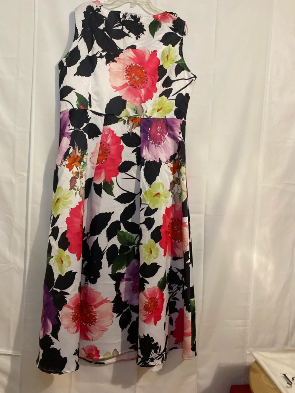 Women’s Sucrefas Floral Asymmetrical Midi Dress with Black Lace Trim Size 4XL - Picture 3 of 16